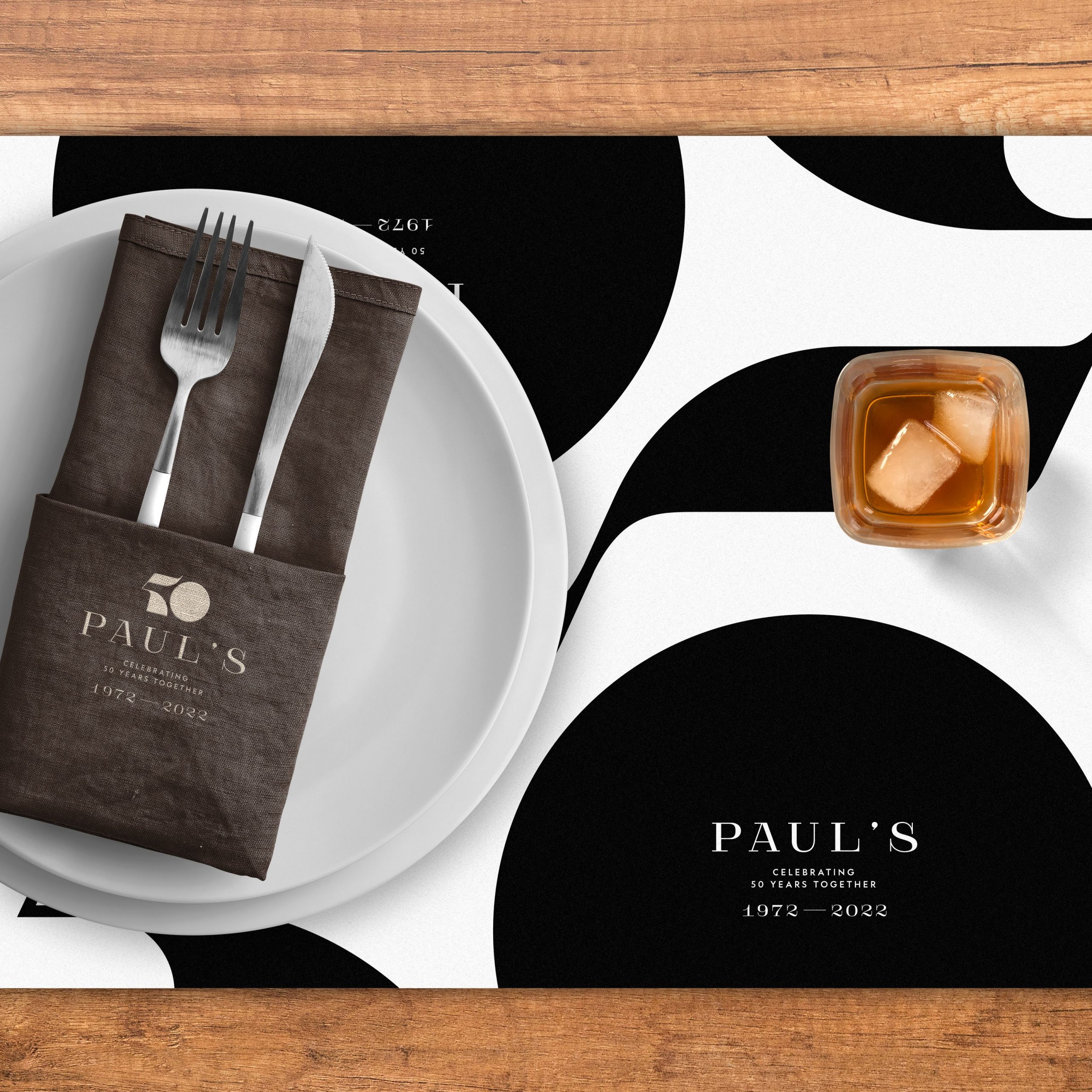 Paul’s sous plat with cutlery and a glass, by VIMA GURU