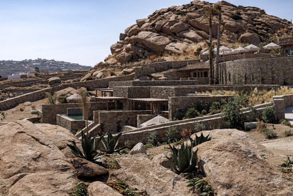 Maximus Mykonos stone suites among the granite rocks